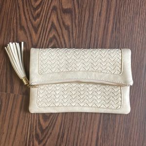 Clutch purse in ivory